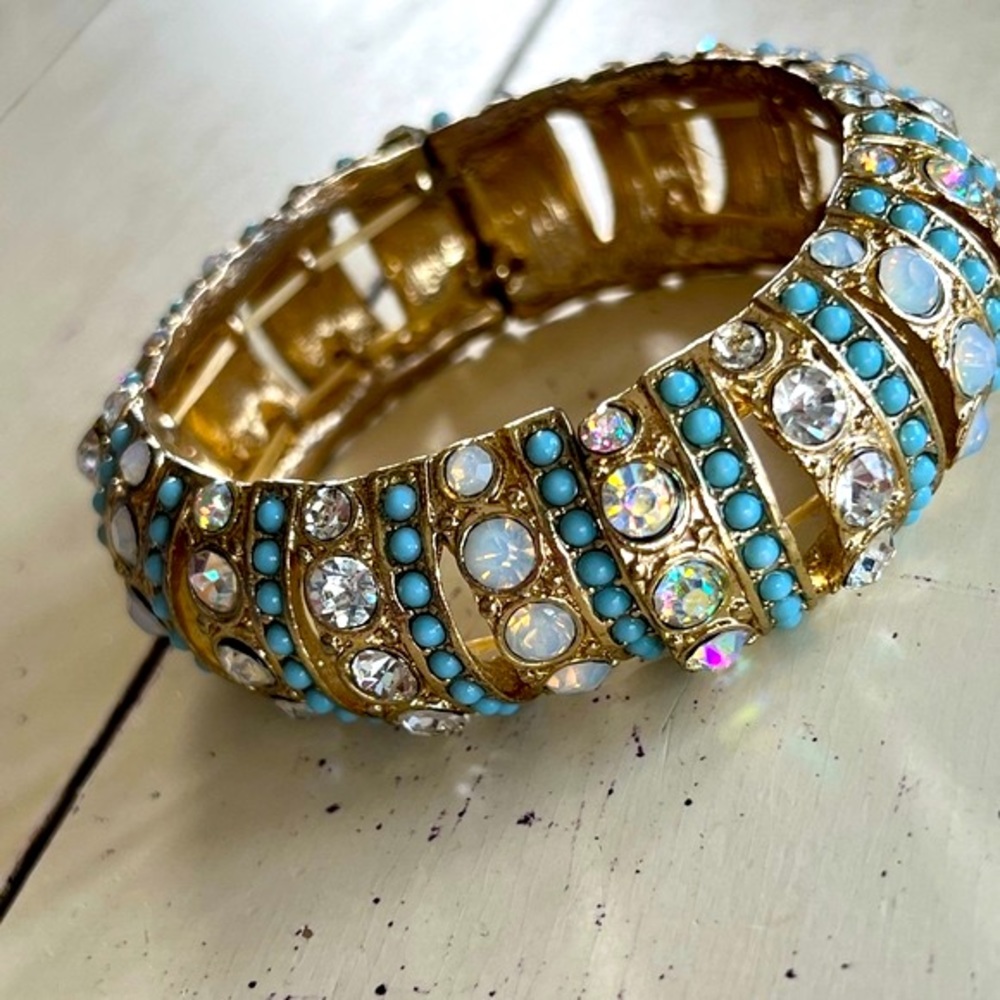 Vintage Rhinestone and Crystal Gold Link Bracelet.